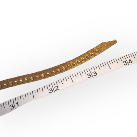 Vintage Women’s Small Gold Leather Slim Studded Belt - Picture 7 of 7